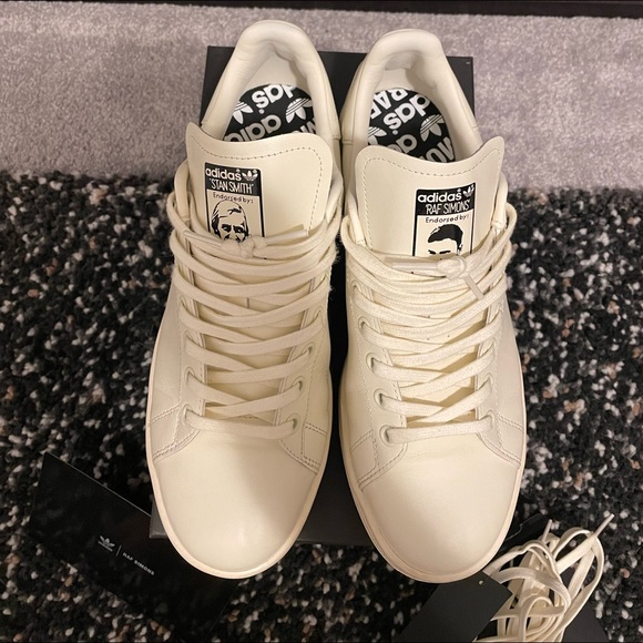 Raf Simons Adidas Stan Smiths- US 9- Retail $400 - Picture 4 of 8